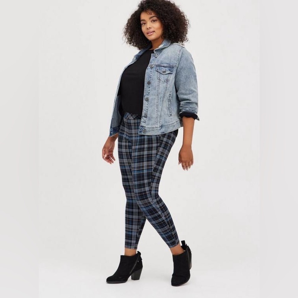 Torrid Full-Length Pocket Ponte Legging Blue Black Circuit Plaid Sz 1